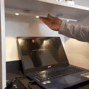 Lámpara LED con sensor de movimiento: Ilumina tu hogar sin complicaciones